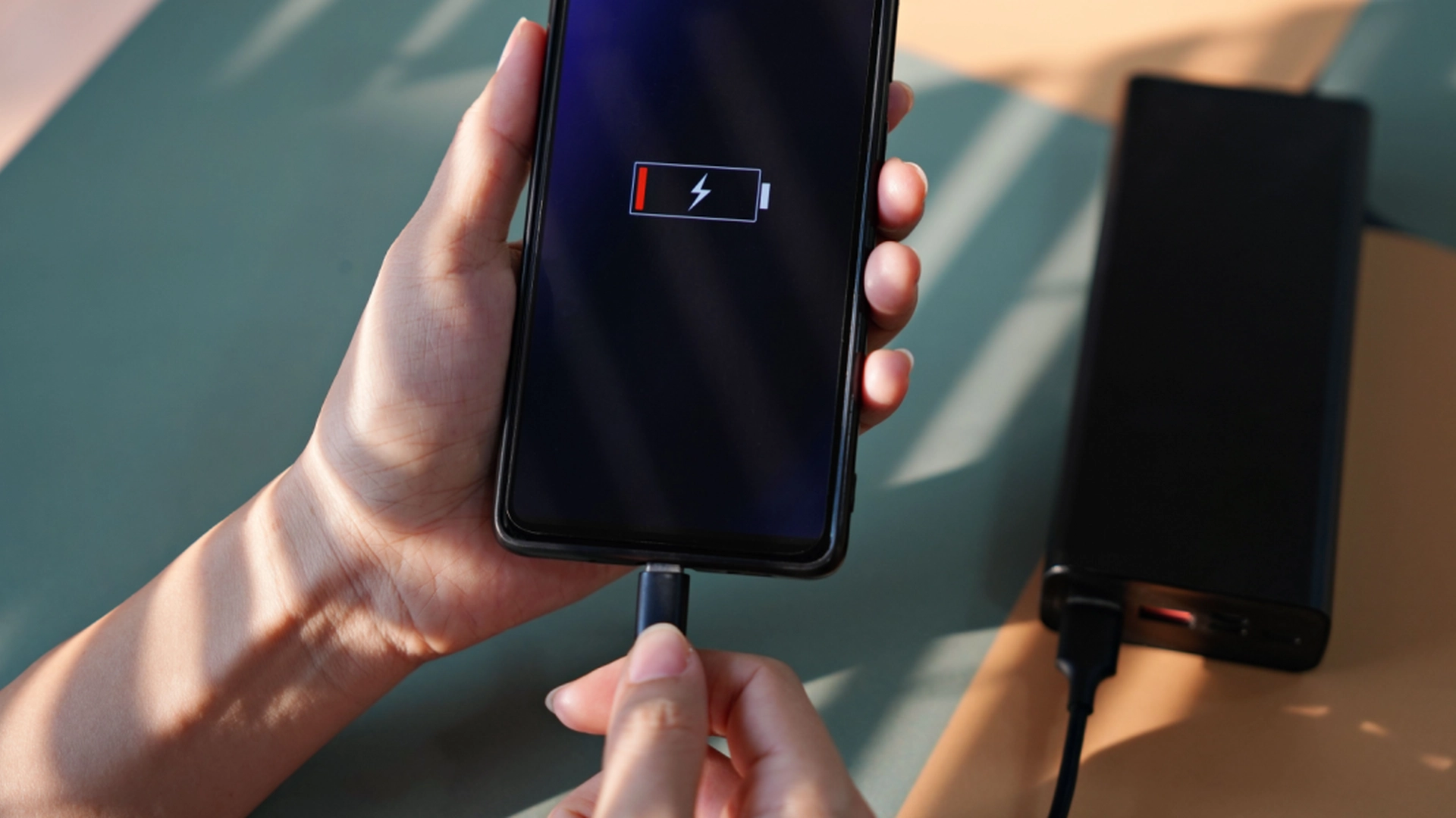 Det er ikke 100 procent: Så meget bør du oplade din telefon til