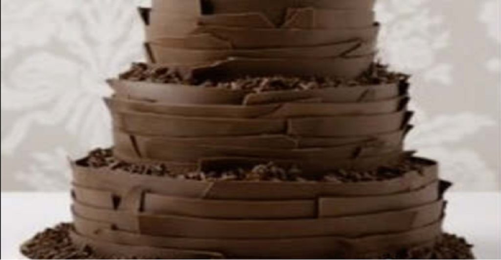 Bestilte eksklusiv kage for 2.000 kroner: Men da hun åbnede pakken, brød hun sammen i gråd