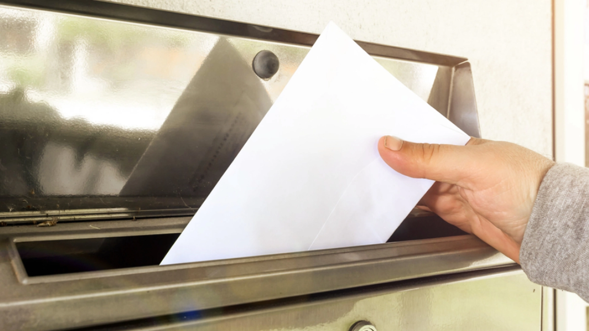 Du skal straks reagere, hvis du finder et blankt A4-papir i din postkasse