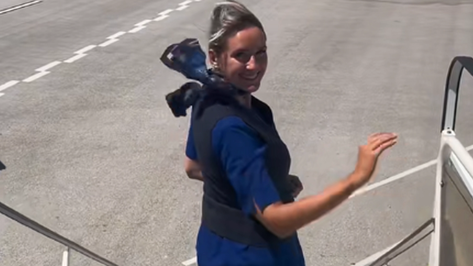 SAS-stewardesse med opfordring: Alle bør gøre dette, før de går ombord på et fly