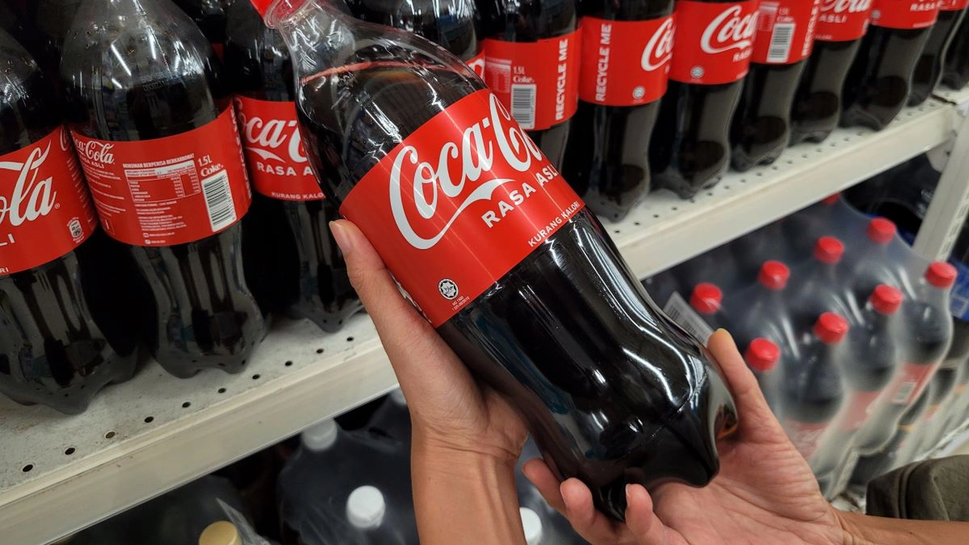 Vild kemisk reaktion i kroppen: Dette sker når du drikker Coca-Cola