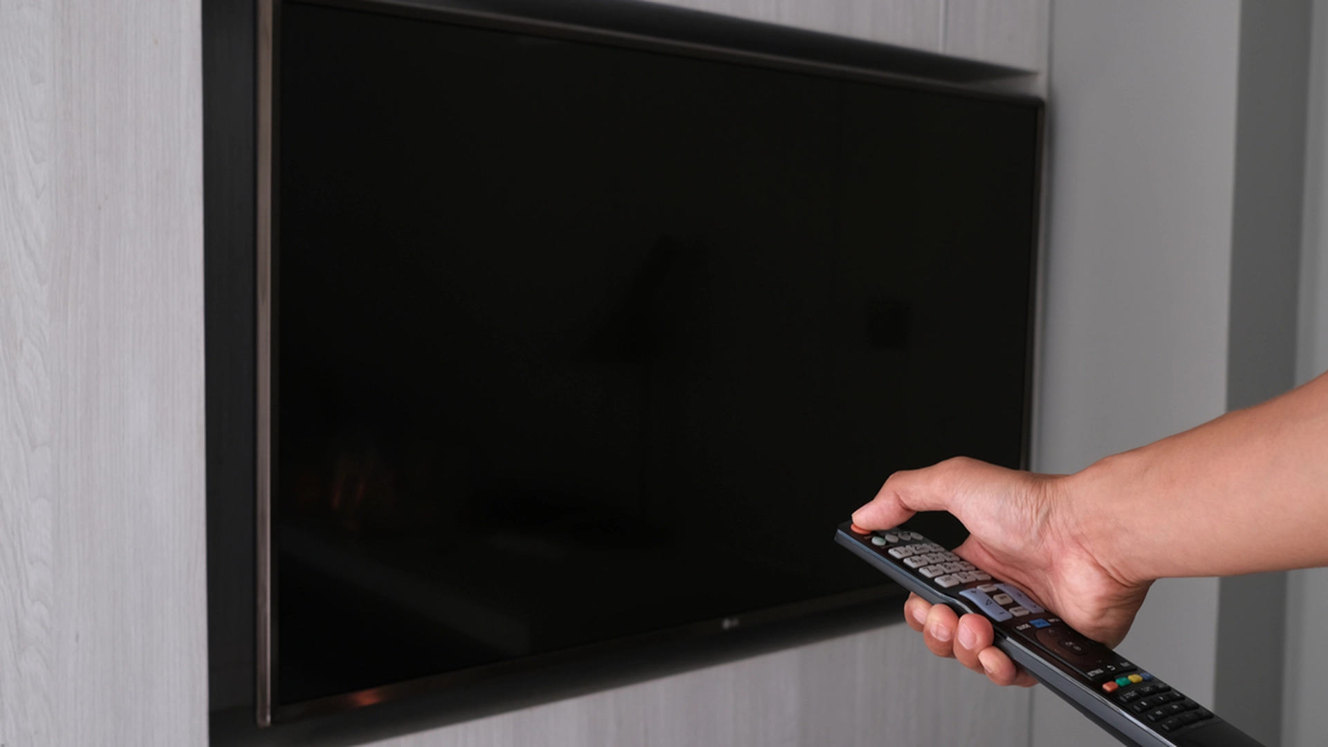 Myte om slukning af tv’et aflives: Det er simpelthen ikke sandt