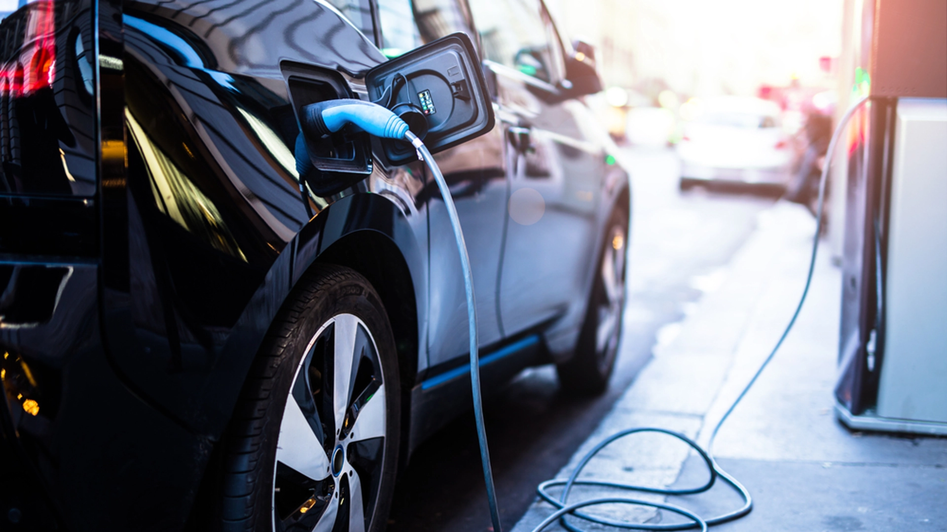 Batteriforsker advarer om elbiler: De kan også have “en dårlig dag”