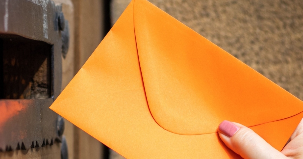 Hvis en orange konvolut pludselig dukker op i din postkasse, skal du reagere omgående