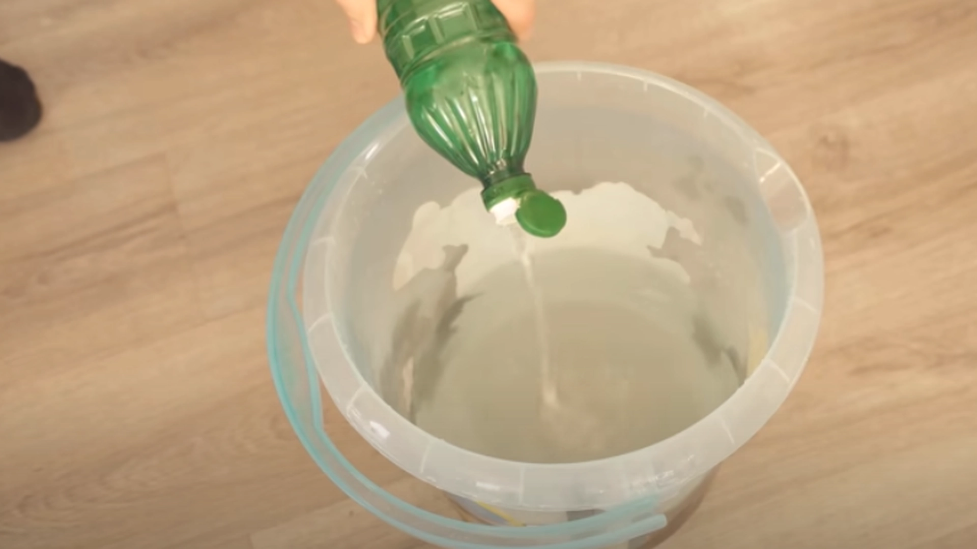 VVS’er med advarsel: Brug aldrig eddike og bagepulver til denne husgerning