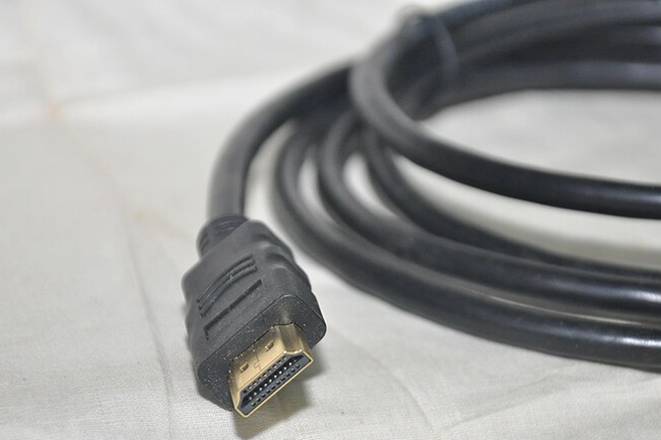 Det er slut med HDMI-stik, som vi kender dem: Fra januar træder den nye standard i kraft