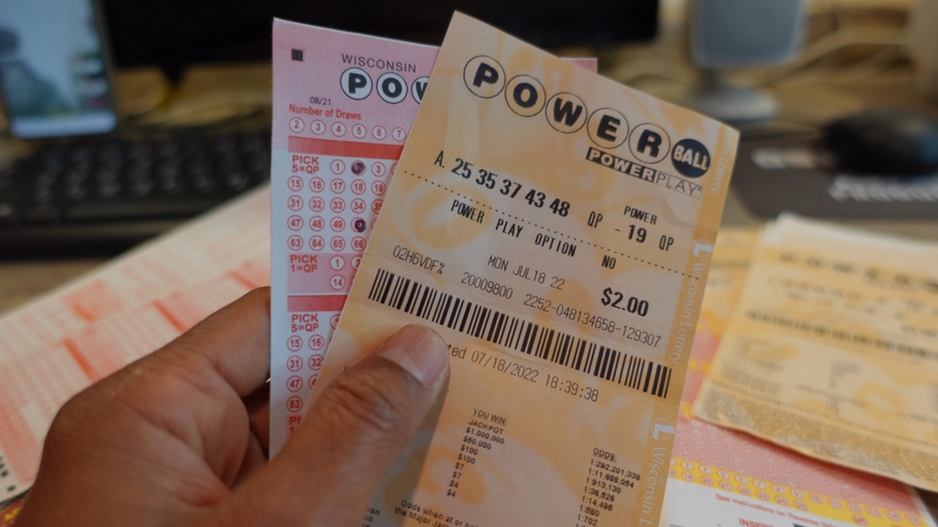 Lotto-vinder troede ikke sine øjne, da han åbnede sin konto – sagde kun disse fem ord