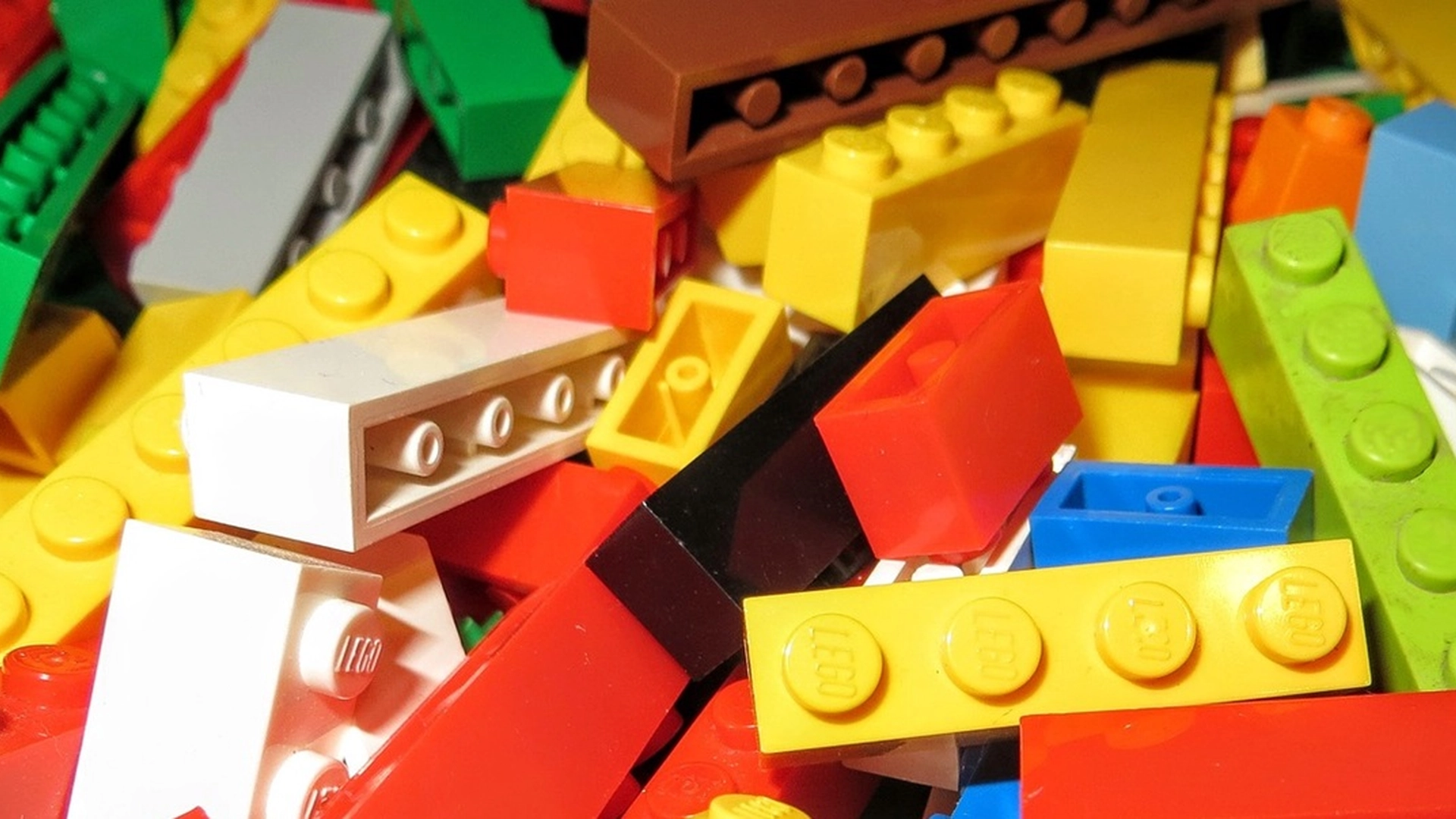 Tjek dine skuffer igennem for gammelt Lego – det kan være 27.300 kroner værd