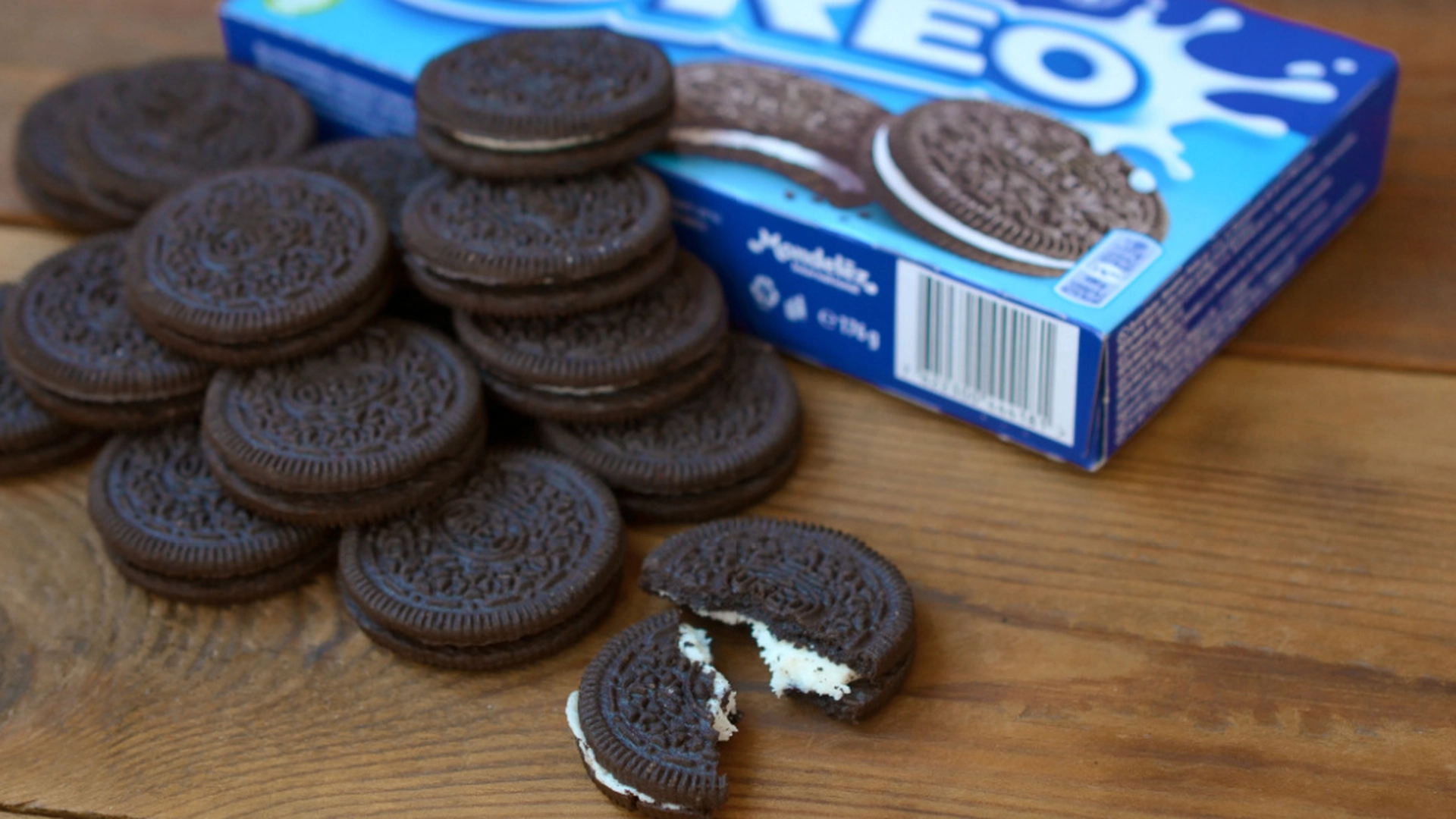 John blev så gal på sin kone, at han kastede en pakke Oreo efter hende: Kort tid efter, var hun død