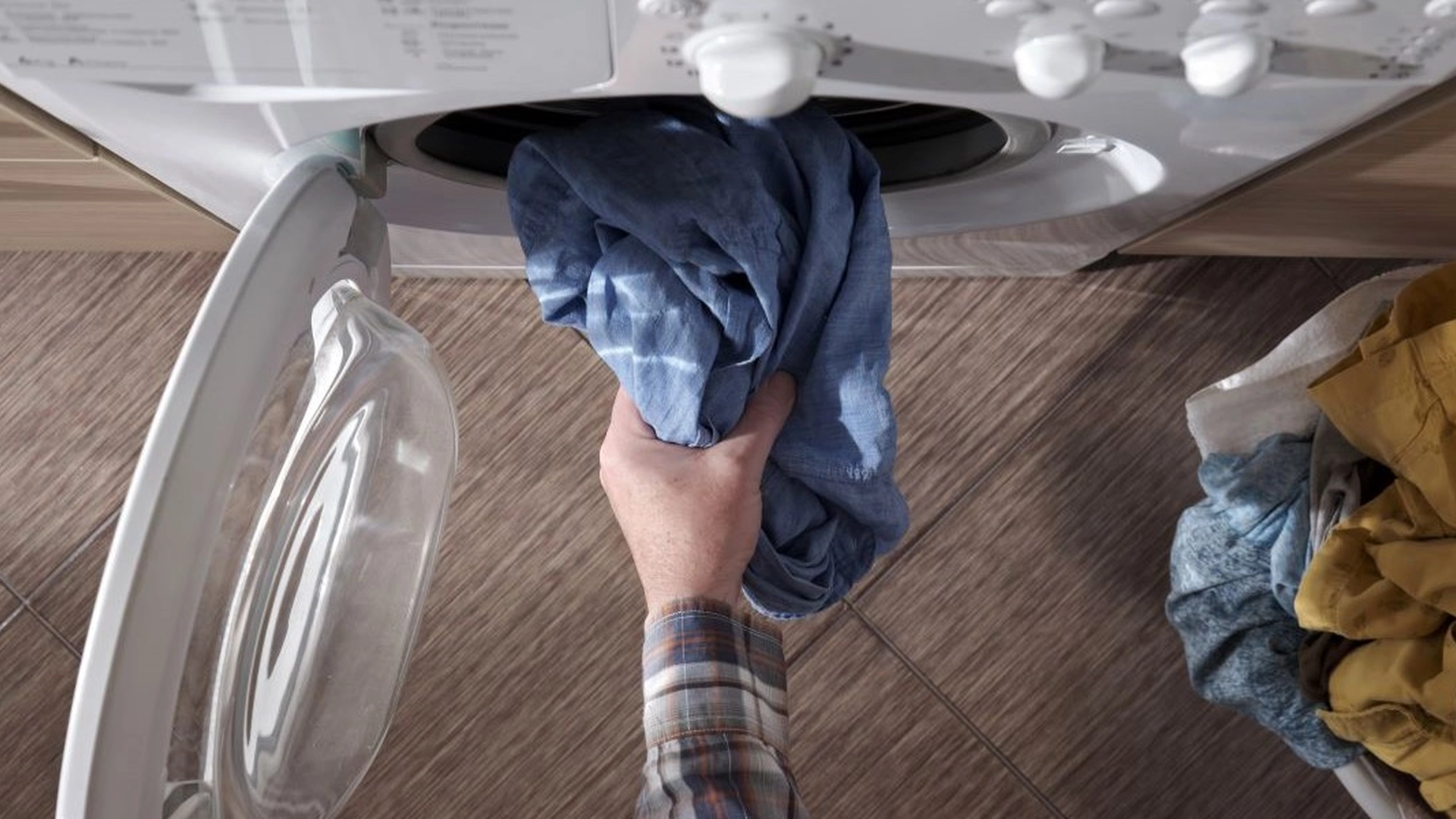 De fleste er ikke klar over det: Det her skal du altid gøre, når du vasker tøj