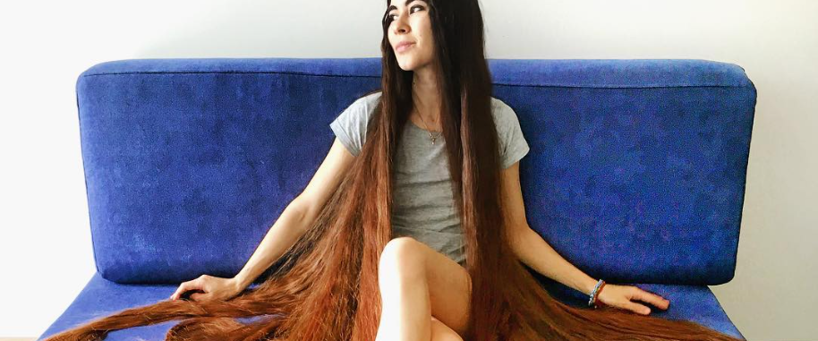 Den virkelige Rapunzel: Se hvor langt hendes hår er på det utrolige billede