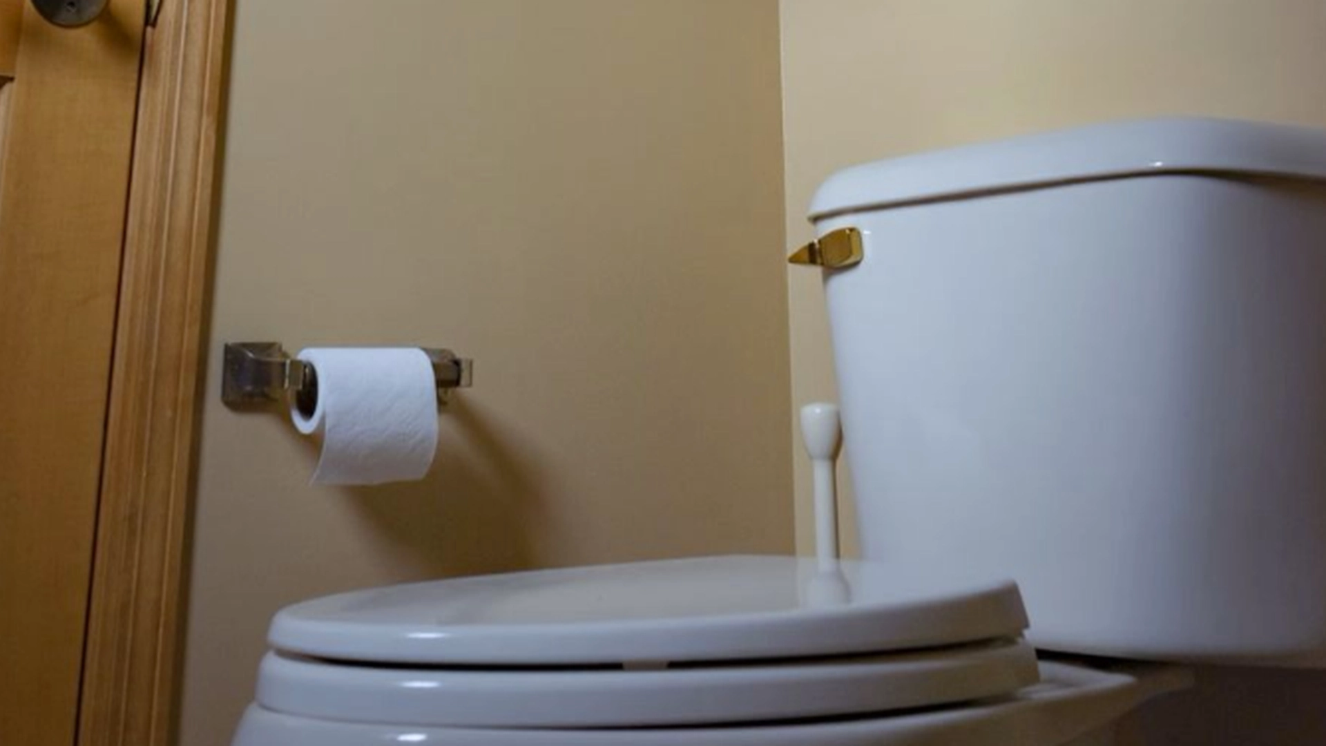 Hver femte dansker laver stor fejl på toilettet: Kan ende med at koste tusindvis af kroner