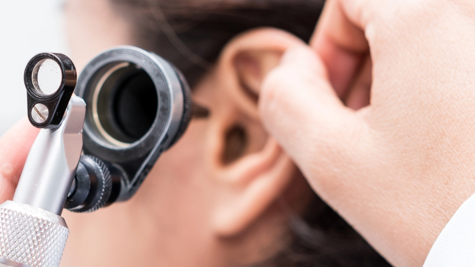 21-årig kvinde tog på hospitalet med voldsomme smerte i øret: Så gjorde lægerne et chokerende fund