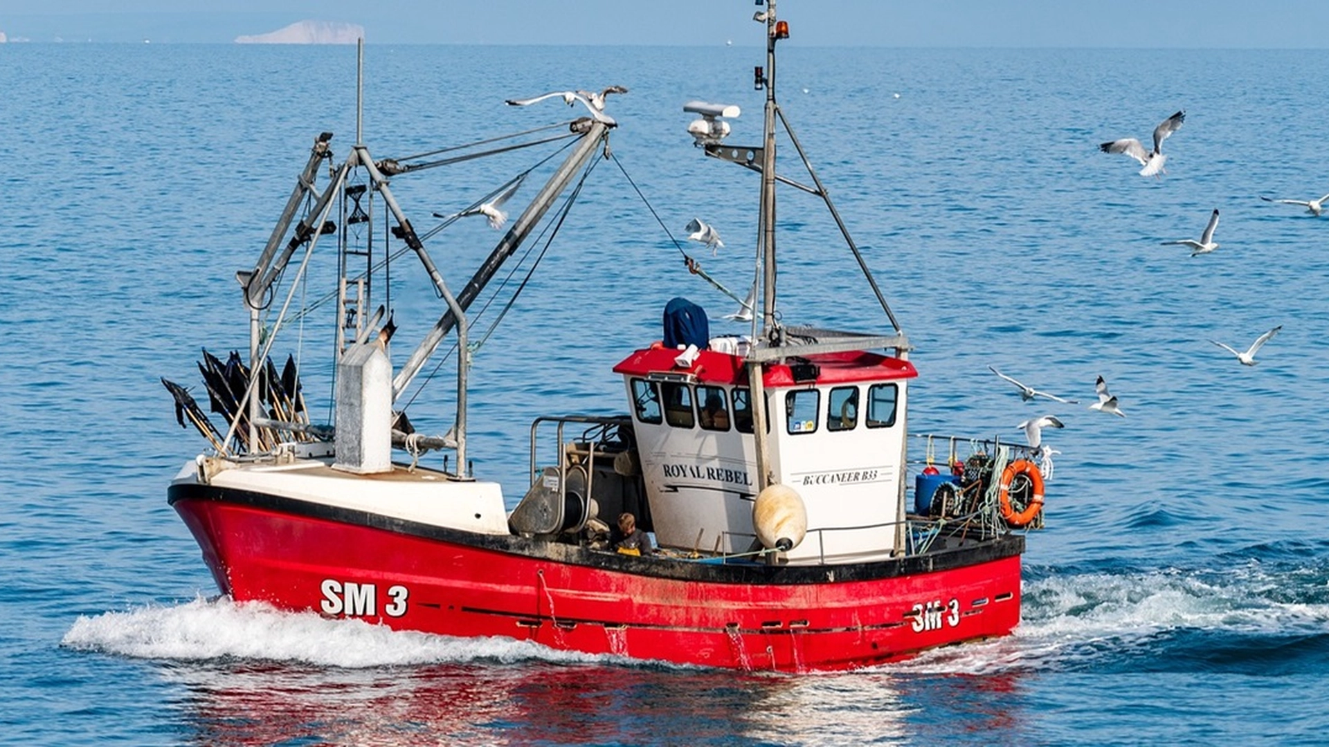 Fiskekutter forlist på atlanterhavet: Fiskerne drev rundt i 3 dage, før de mirakuløst blev fundet