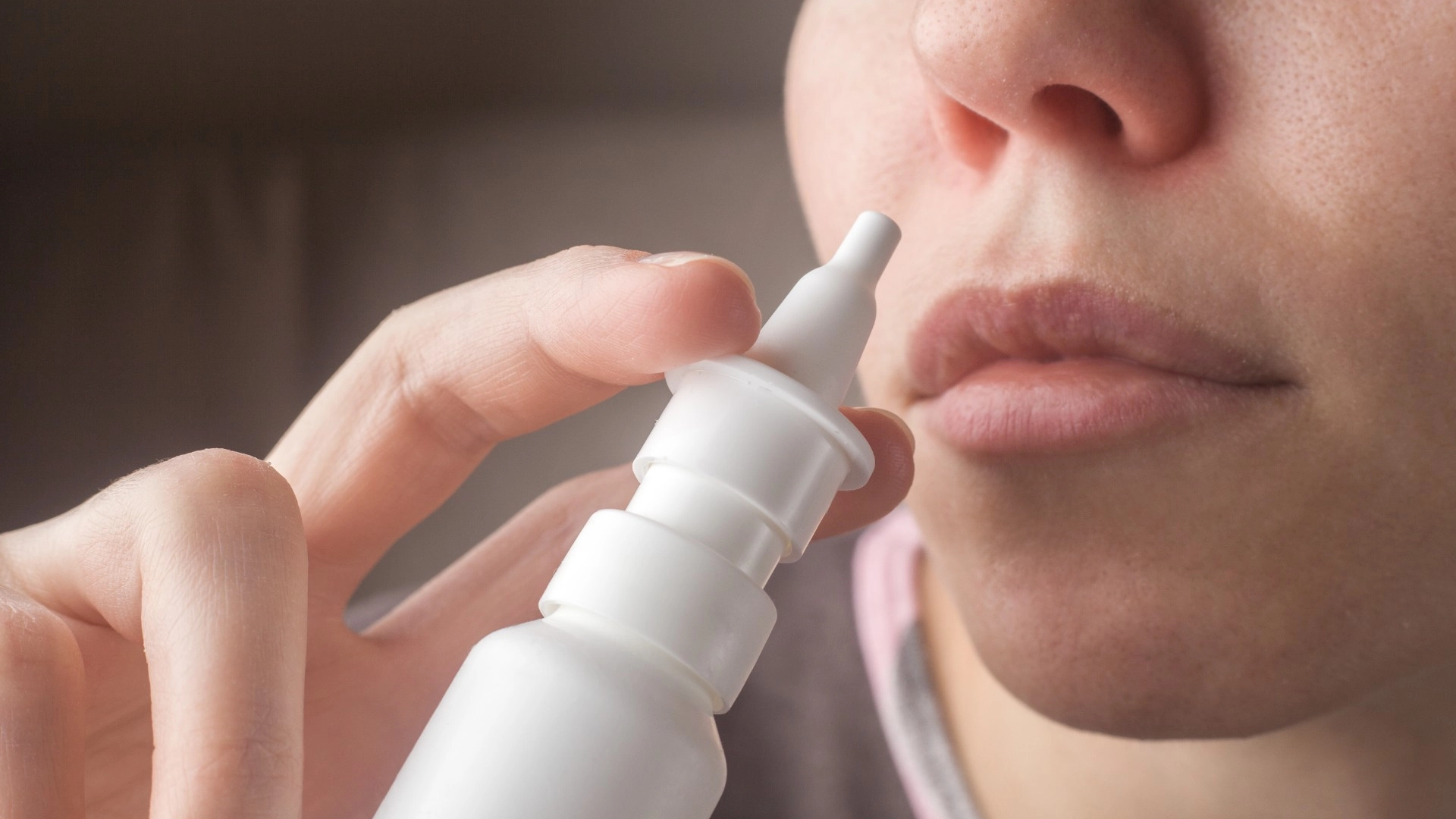 Du må aldrig gøre dette med næsespray