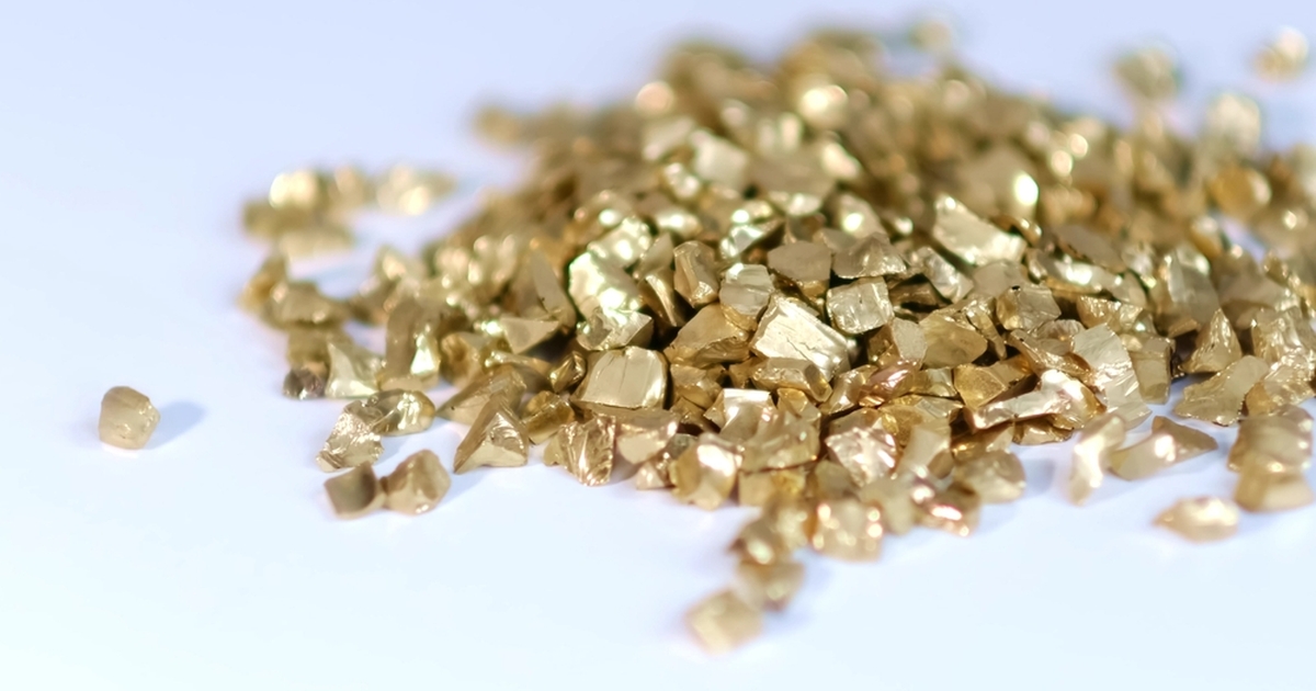 Flere danskere smider dem ud: Disse dimser indeholder 22 karat guld