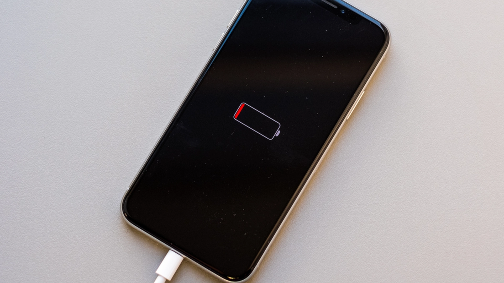 Hvis du vil redde din telefons batteri, så bør du stoppe opladningen ved denne procentdel