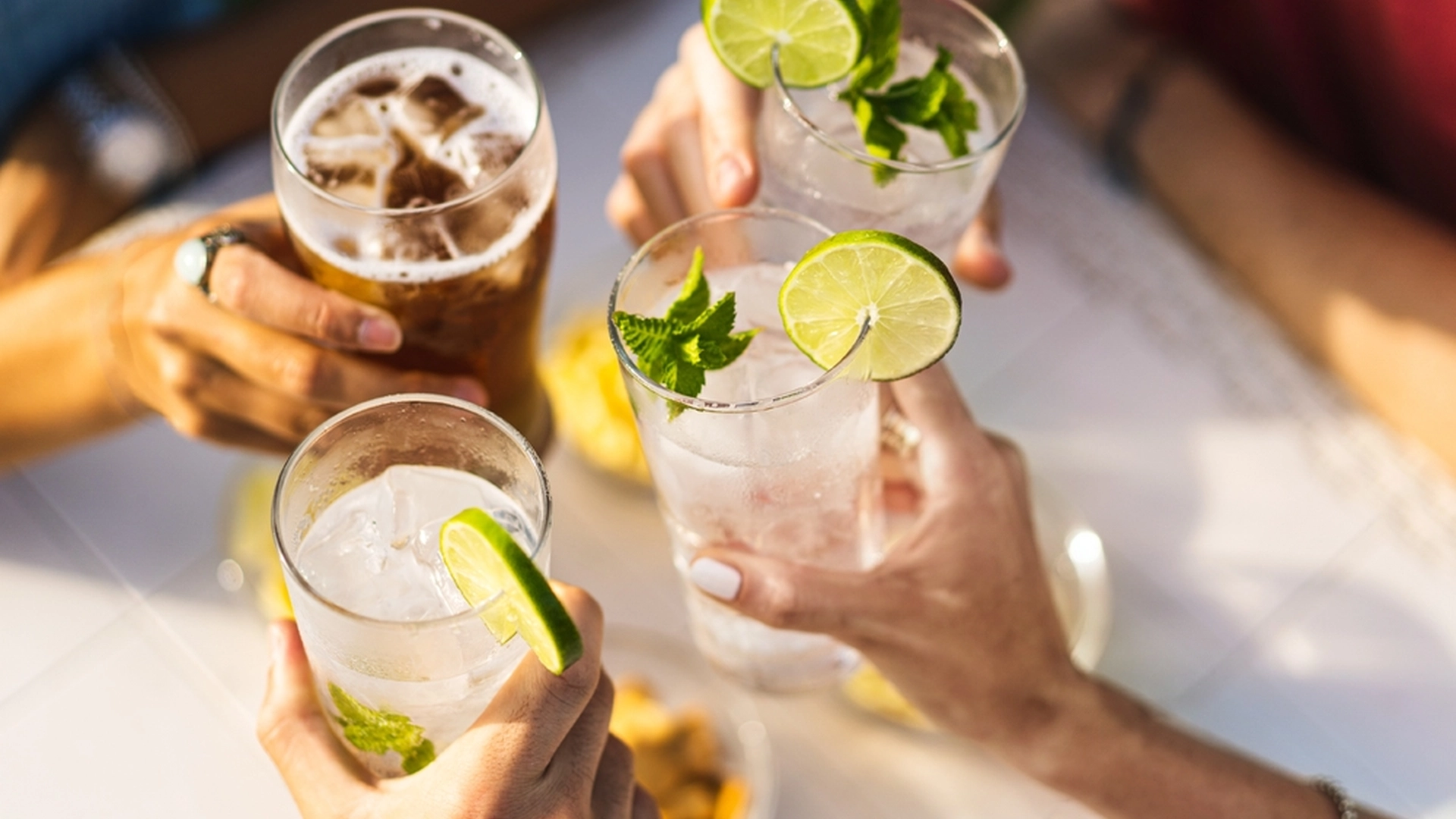 Hold fingrene væk fra disse drinks: Kan føre til diabetes og overvægt