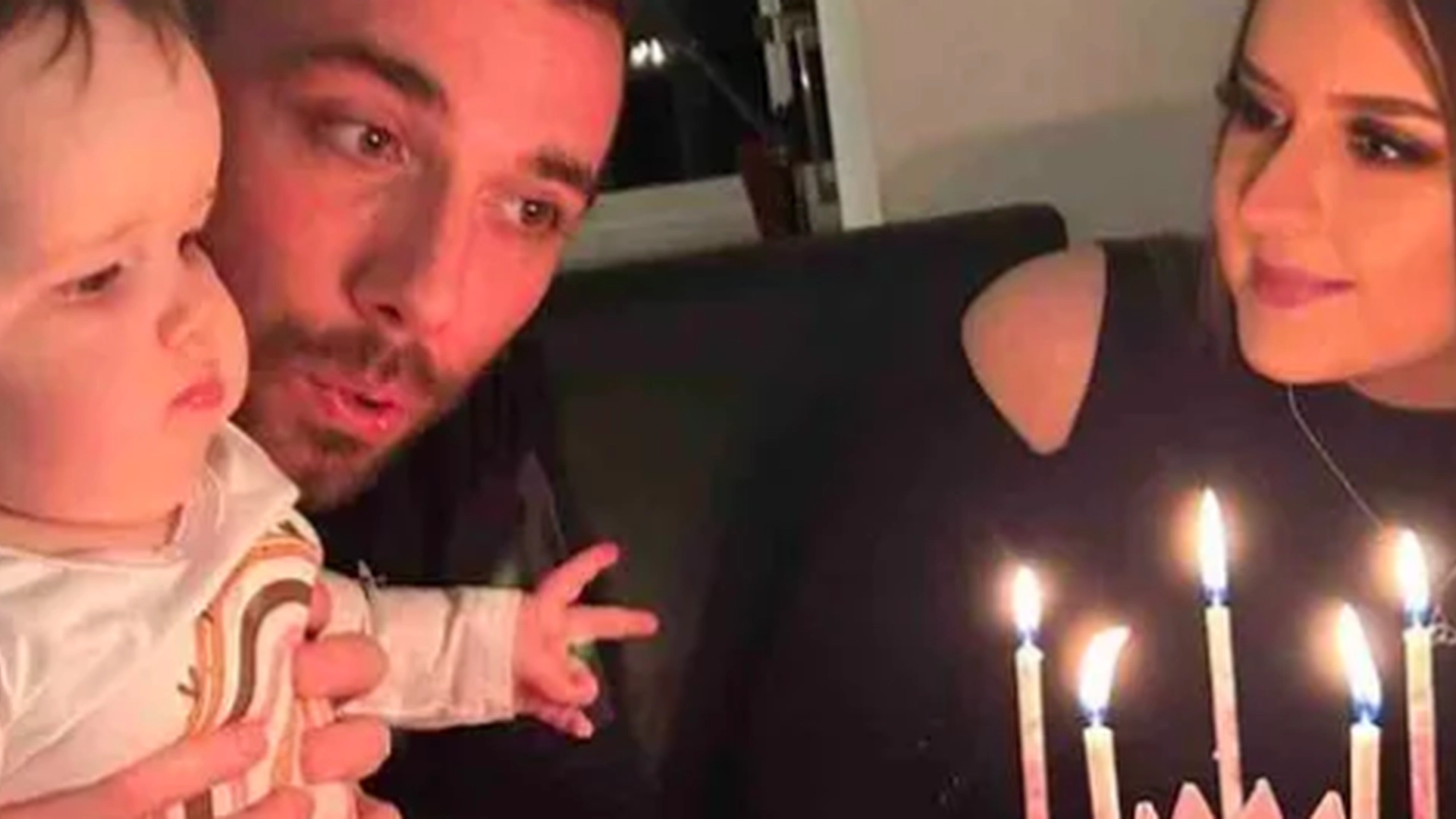 Optikeren mente, at hun havde “tørre øjne”: Nu har 22-årig mor kun få måneder tilbage at leve i