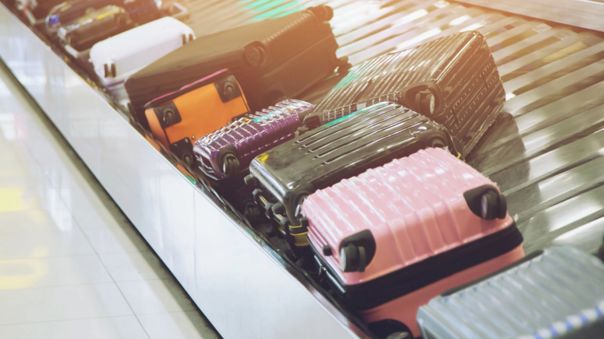 Flyselskab mistede hans kæreste bagage: Det fik manden til at træffe ekstrem beslutning