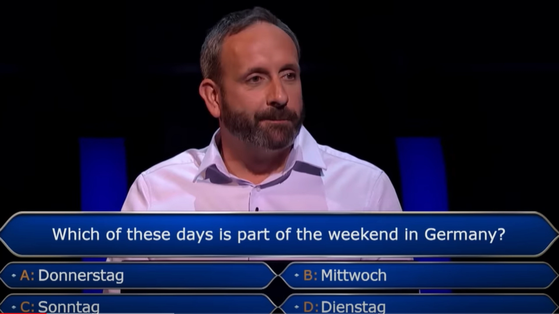 Deltager i “Hvem vil være millionær” ringede til sin kone: Han fik et chok over, hvem der tog telefonen