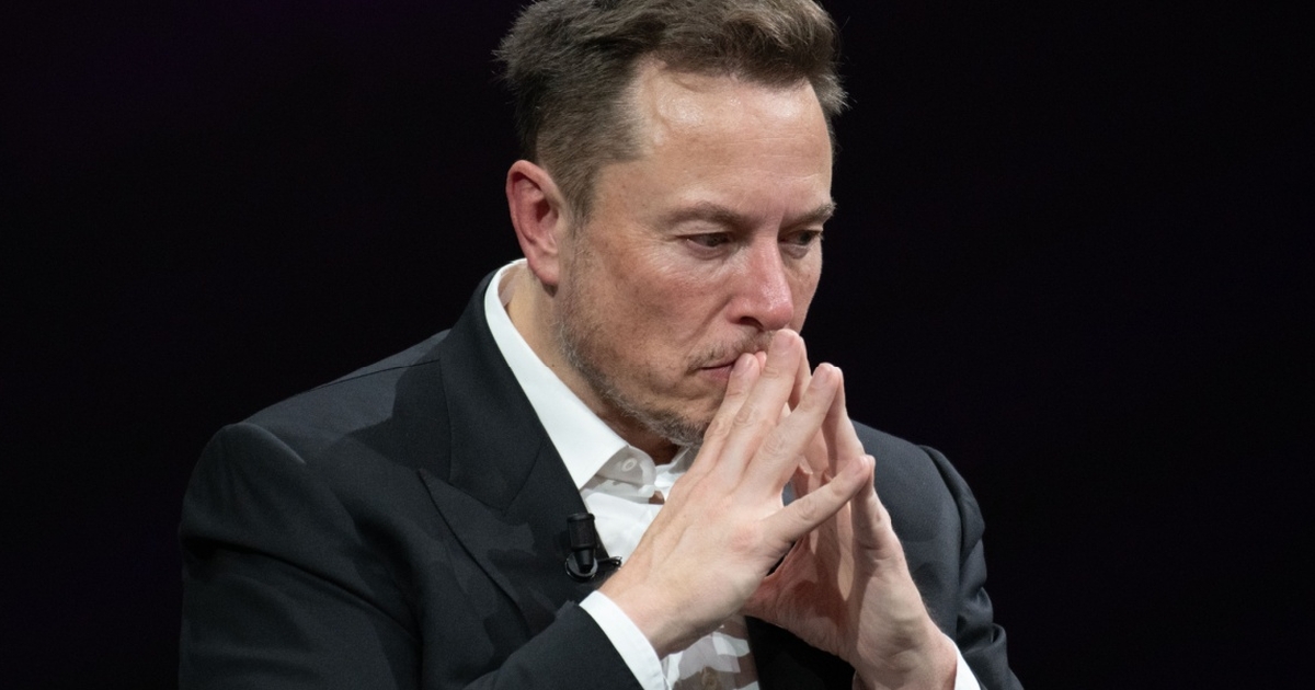 Elon Musks datter skaber overskrifter: Nu vender hun internettet mod ham