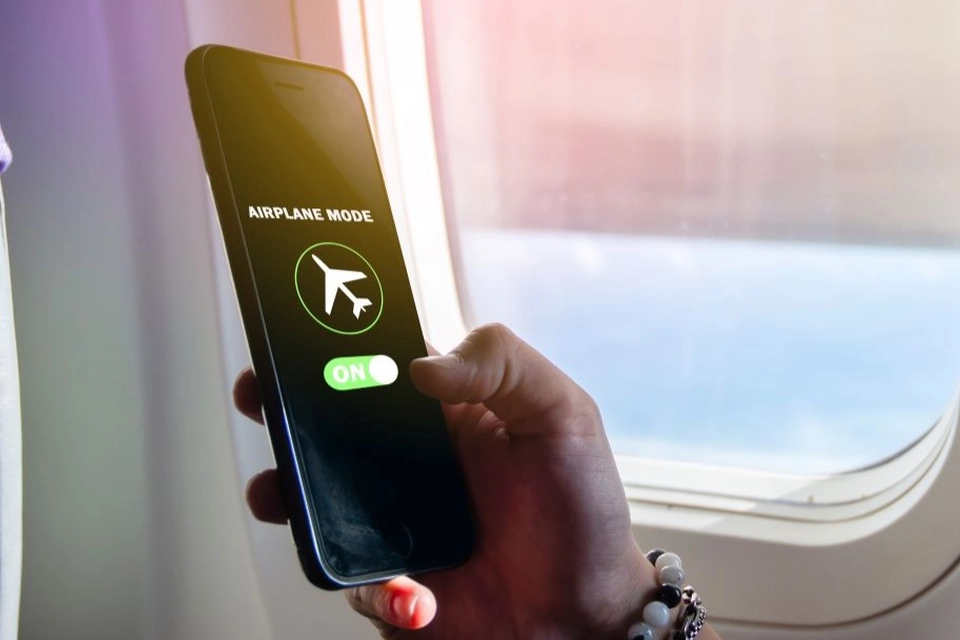 Pilot slår fast: Det sker der, hvis du ikke bruger flytilstand