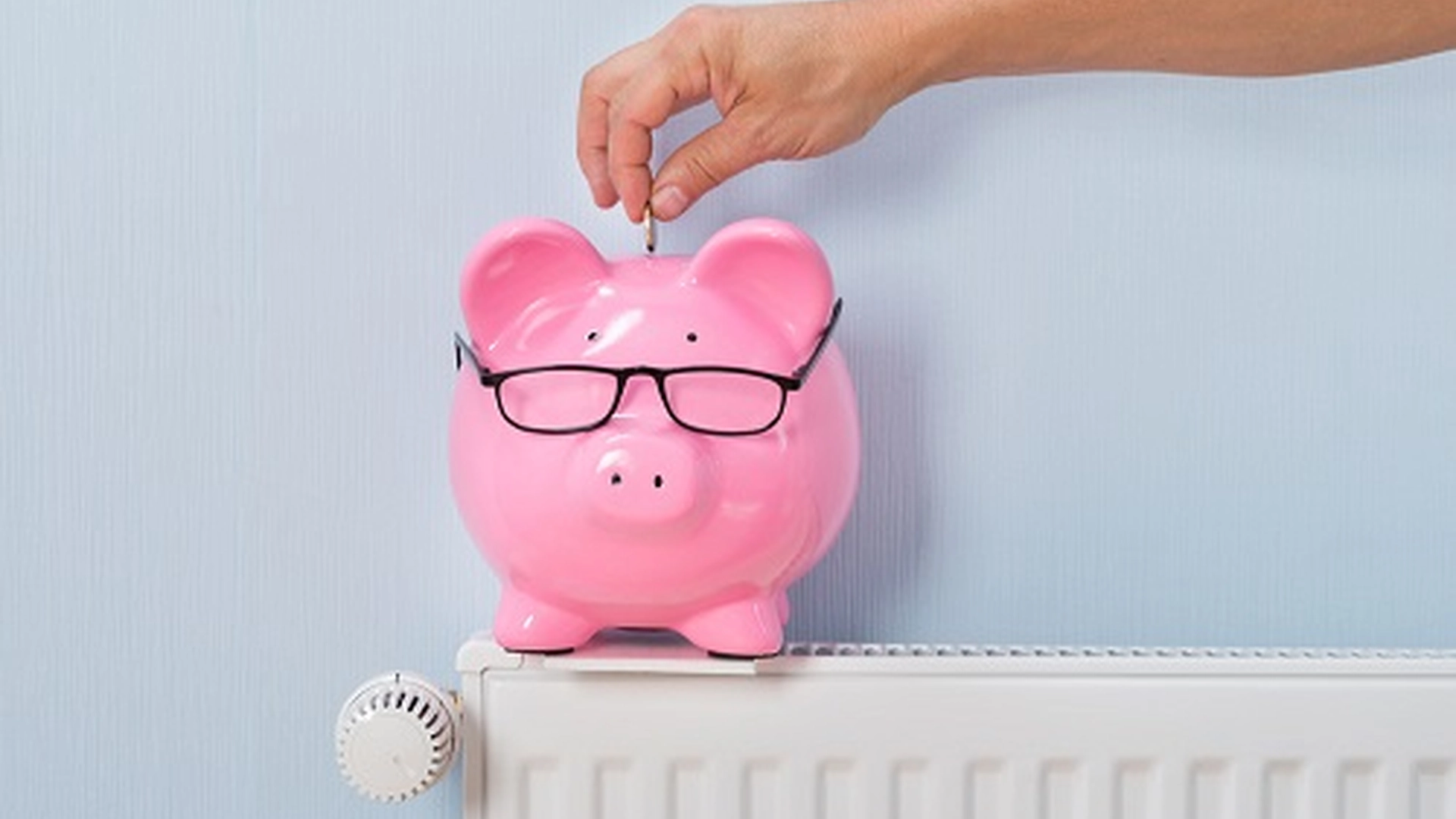 Mange gør dette for at spare på varmen – men i virkeligheden er det endnu dyrere