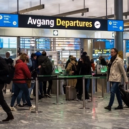 Ikke nok bare at huske boardingkort og pas: Flyselskaber vil fremover forbyde dette tøj