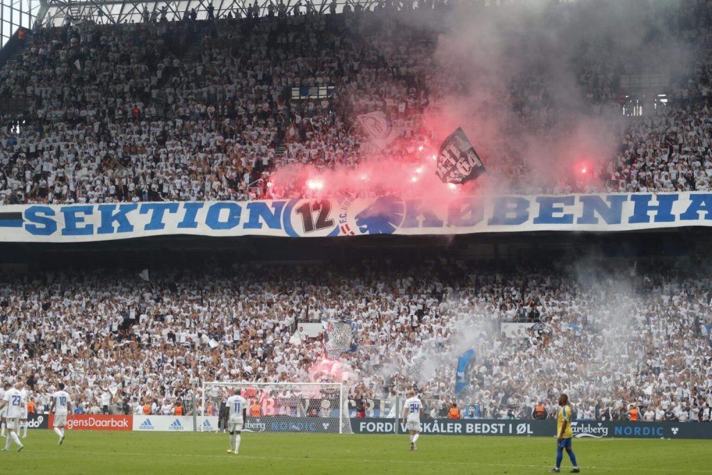 Covid-19-smittet blandt fans til derby
