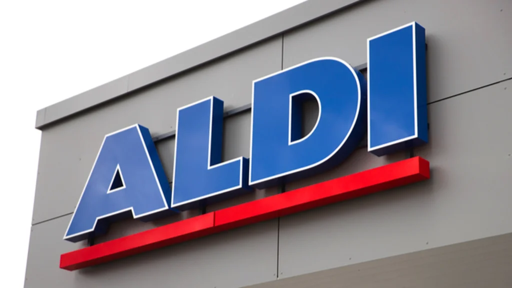 Kvinde gør overraskende fund efter tur i ALDI: Kvinden var pludselig 43.000 kroner rigere