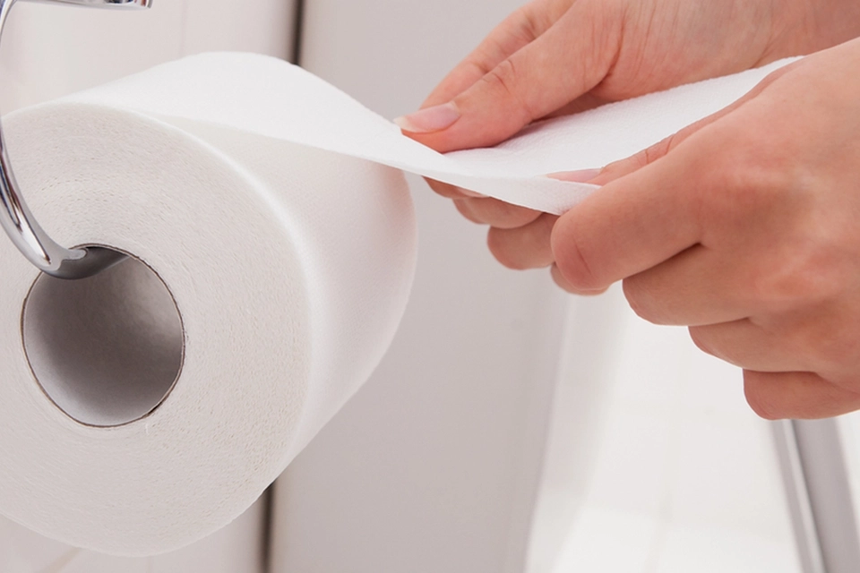 De fleste længes efter et badeværelse uden pletter: Med dette toiletpapir-trick gør du drømmen til virkelighed