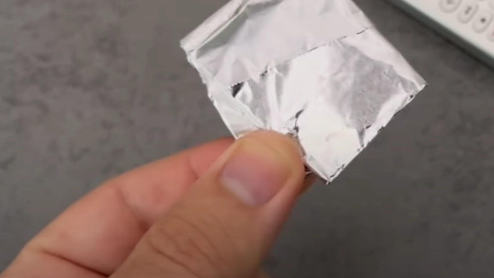 Han burde få en guldmedalje for dette sølvpapirs-trick: Når du ser det, vil du gøre det samme