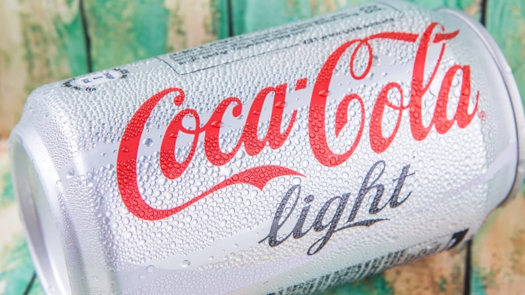 Mange har undret sig: Dette er forskellen på Coca Cola Light og Zero