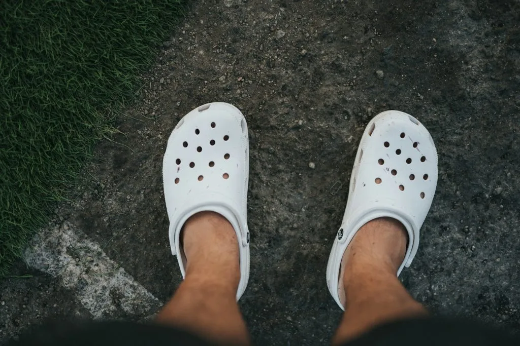 I dette land er det forbudt at bære Crocs
