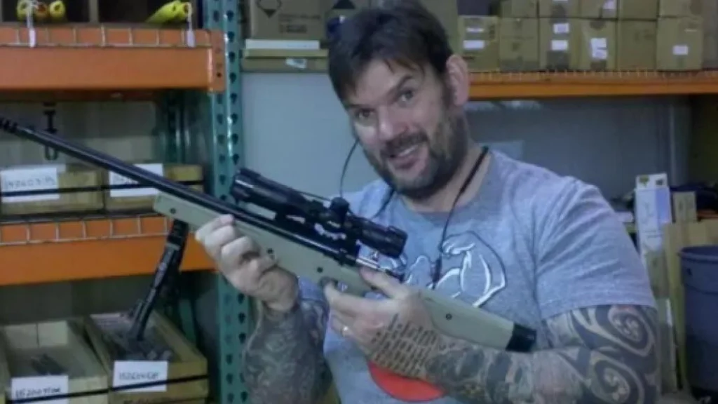 Han stod bag det længste snigskyttedrab: Så lang tid tog det før at kuglen ramte fjenden