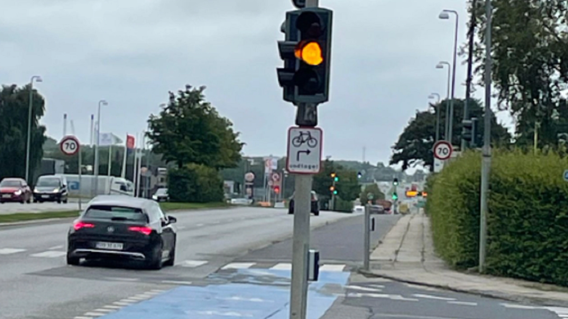 Den 21. februar blev straffen for at køre over for gult lys ændret: Her er den nye bødetakst