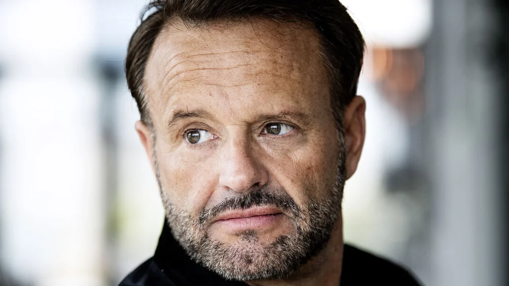 Efter dyb sorg: Nu åber Dennis Knudsen op