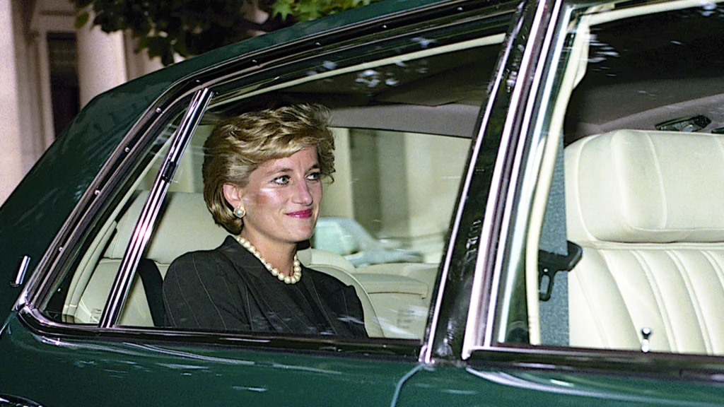 Han var prinsesse Dianas elsker: Du vil aldrig gætte, hvad han laver i dag