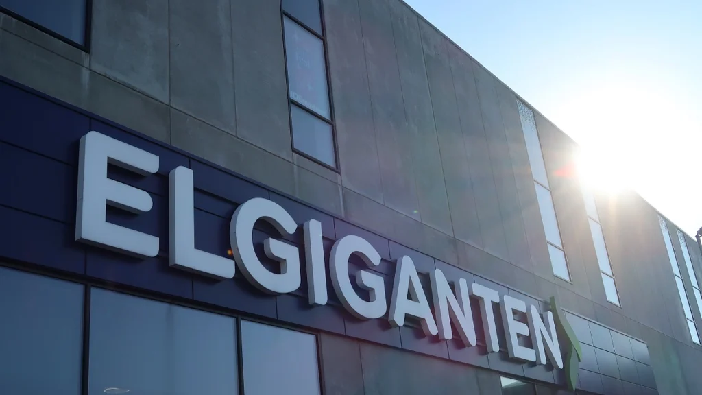 Nu får elbilister en fordel ved at købe elektronik hos Elgiganten