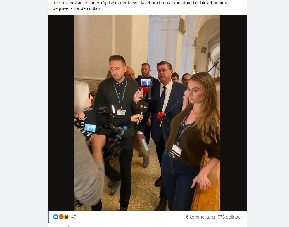 Gør som politikerne: Drop mundbindet og ryk sammen