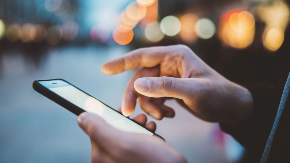 ‘Sådan bør du aldrig afslutte dine SMS’er’