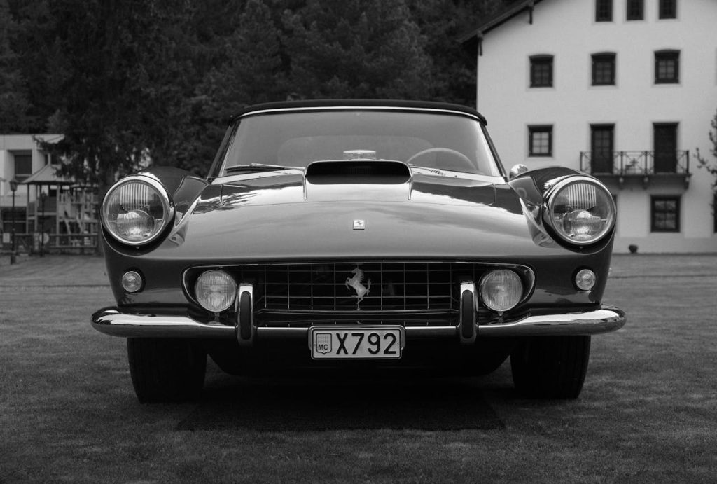 Slipper heldet aldrig op? Arvingerne fandt en Ferrari 250 GT Lusso, da de ryddede op i farens hjem
