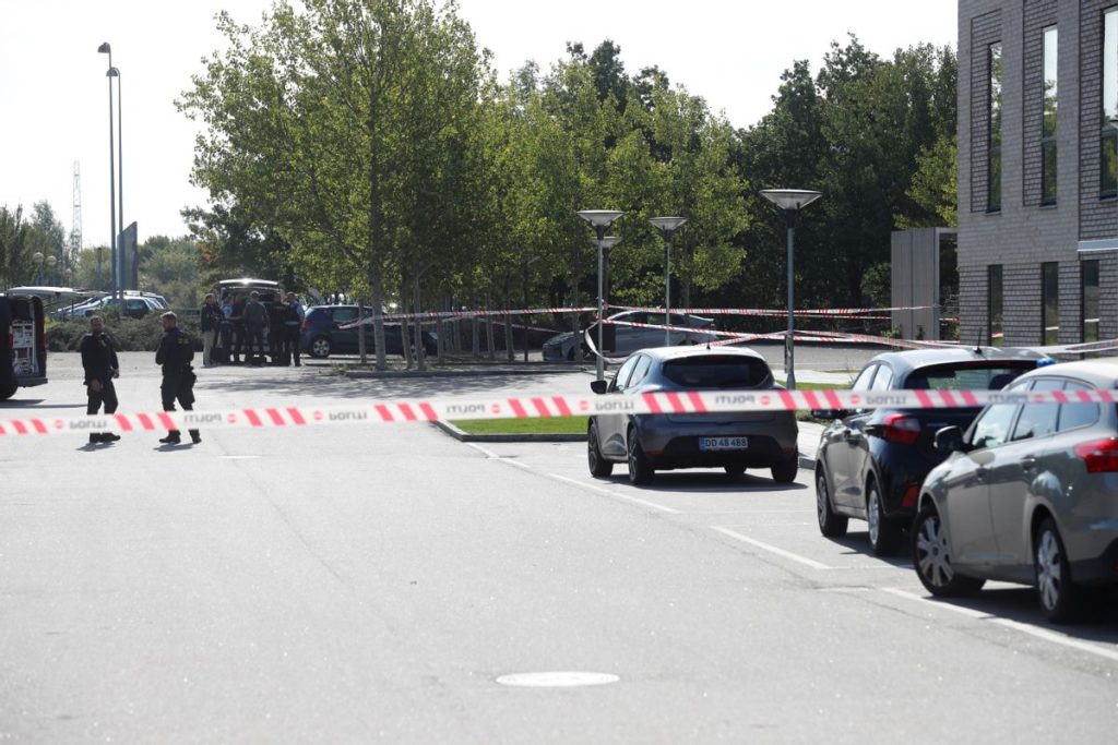 Mand alvorligt såret efter flere knivstik