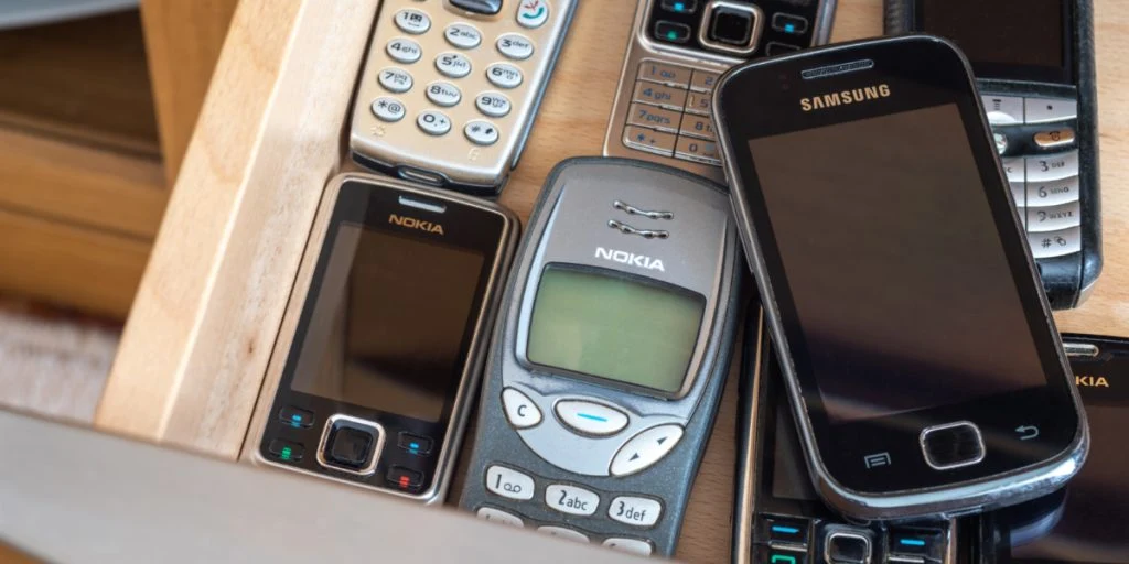 Samlere er villige til at betale 300.000 kroner for denne gamle mobiltelefon