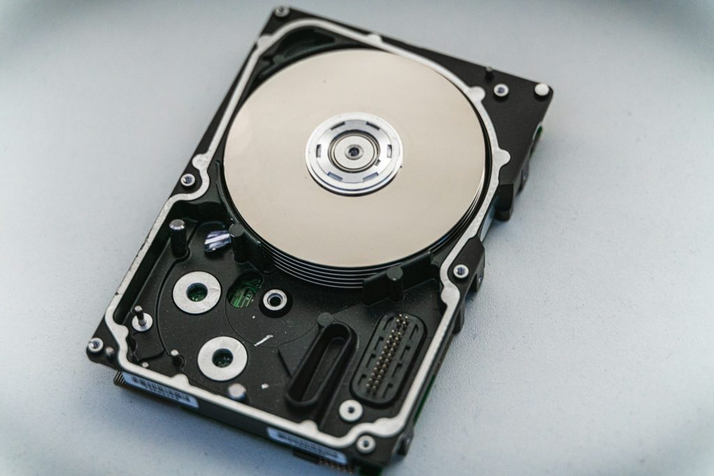 Han købte 2TB-harddisk på loppemarked for 15 kroner – da han kiggede indeni, opdagede han svindlen