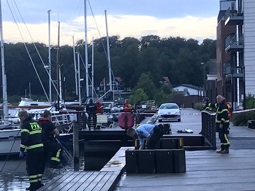 To personer fundet døde i dansk havn