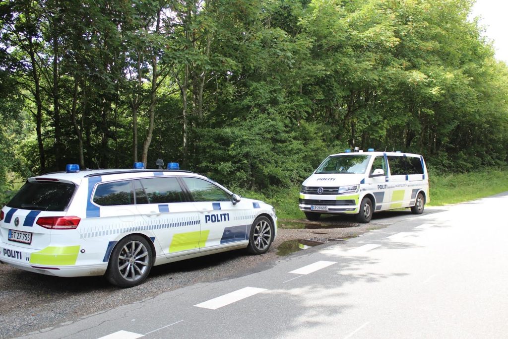 Stenkast fra bro: Motorvej spærret