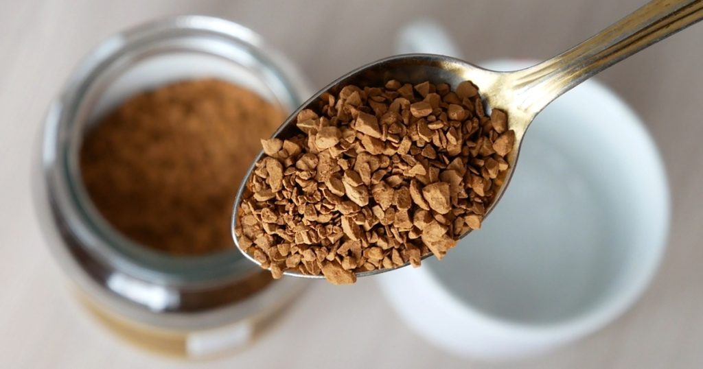 Hvad er sundere: brygget kaffe eller instant kaffe? Lægens svar kommer bag på de fleste