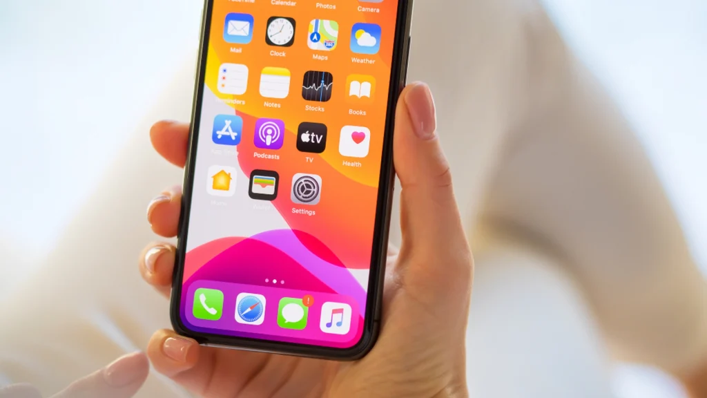 Teknikekspert tager internettet med storm med skjult iPhone-funktion: Kan spare dig penge